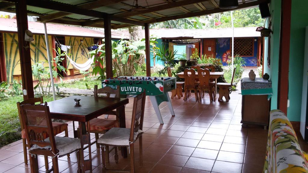 Hakuna Matata Hostel Cahuita Exterior foto